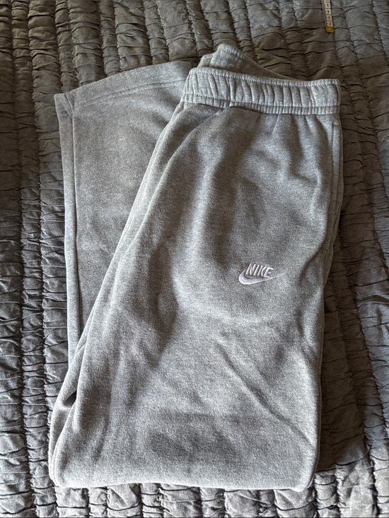 Nike Other - Nike Adult Gray Logo Sweatpants